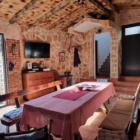 Apartmani Marija โคลัน ภายนอก รูปภาพ