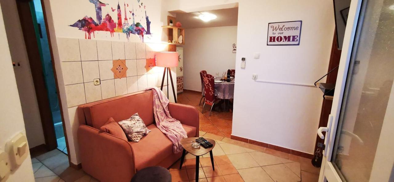 Apartmani Marija โคลัน ภายนอก รูปภาพ