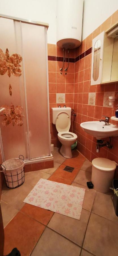 Apartmani Marija โคลัน ภายนอก รูปภาพ