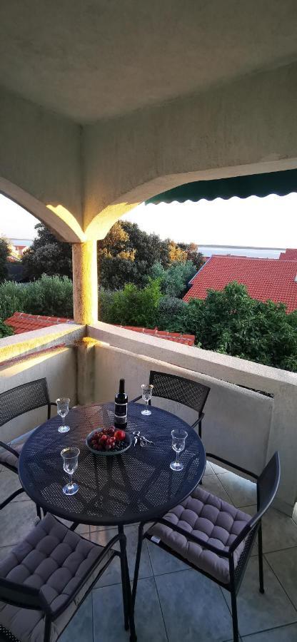 Apartmani Marija โคลัน ภายนอก รูปภาพ