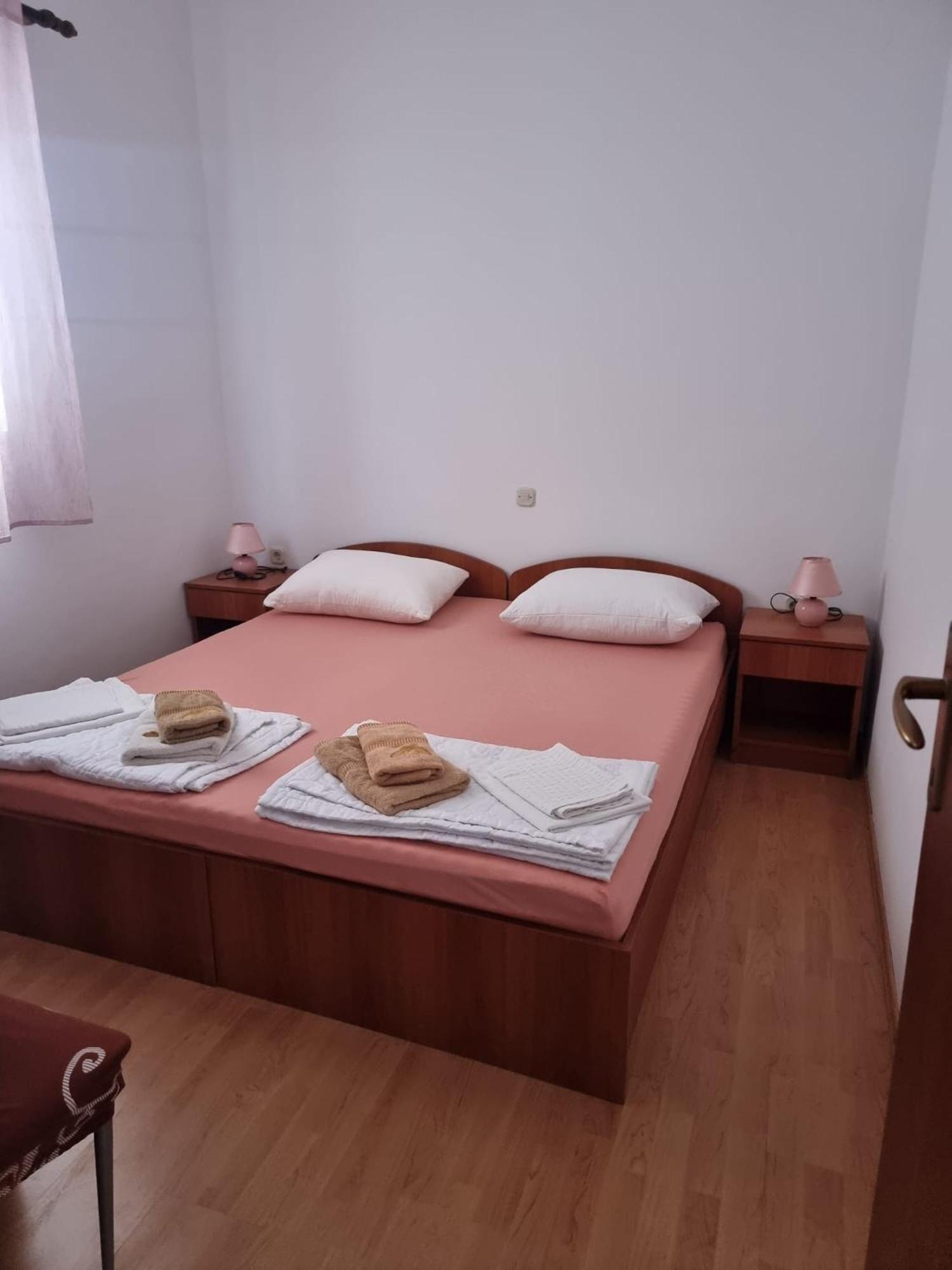 Apartmani Marija โคลัน ภายนอก รูปภาพ
